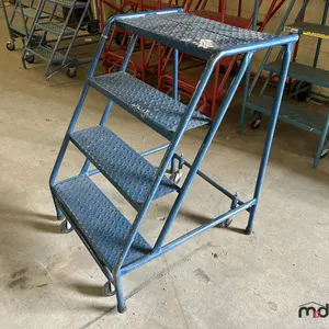 4-Step Rolling Ladder 
 UNRESERVED