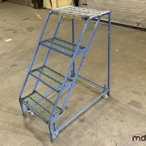 4-Step Rolling Ladder 
 UNRESERVED