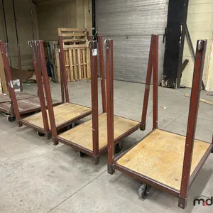 (5) Rolling Carts 
 UNRESERVED