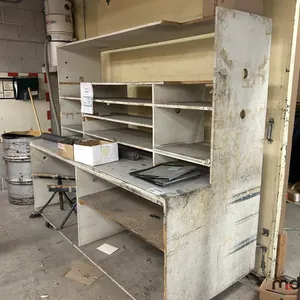Rolling Work Station & Vacuum
 UNRESERVED