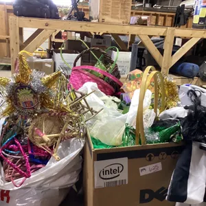 SHELF #1… FLOWERS, BEADING ITEM, CRAFTING ITEMS, BASKETS ETC