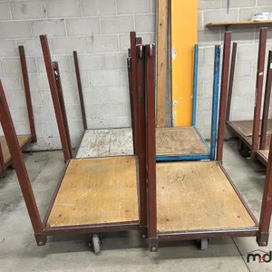 (4) Rolling Carts 
 UNRESERVED
