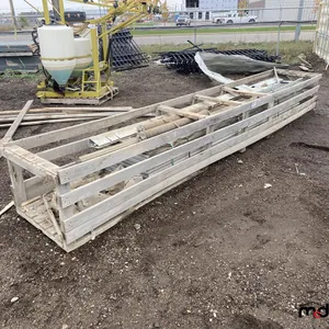 Overhead Door w/ Hardware
 UNRESERVED