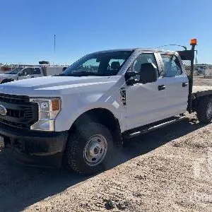 2020 Ford F-350 XL 4x4 Crew Cab Flatbed Truck