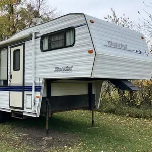 K43 1994 Westwind 5th wheel camper,  VIN# 2TTWW235XRRDGQ0947, OWNER: Leona Gillies, SELLER: FRASER AUCTION____________________________________________