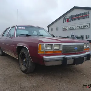 1989 Ford Crown Victoria Car
 UNRESERVED