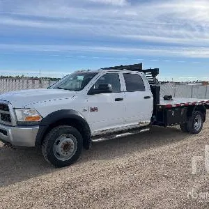2011 Ram 5500 4x4 Crew Cab Flatbed Truck