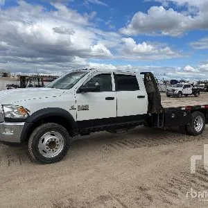 2013 Ram 5500 4x4 Crew Cab Flatbed Truck