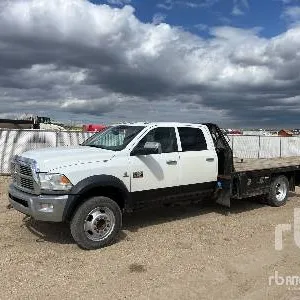 2011 Dodge 5500 4x4 Crew Cab Flatbed Truck
