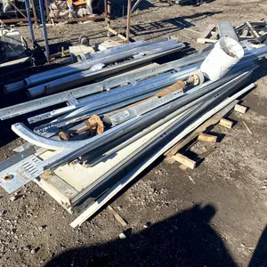 Garage Door (10'x10')
 UNRESERVED