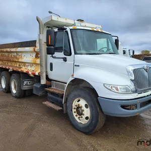 2013 International 7400 T/A Dump Truck 
 UNRESERVED