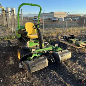 2014 John Deere 2500 B Precision Cut Mower
 UNRESERVED