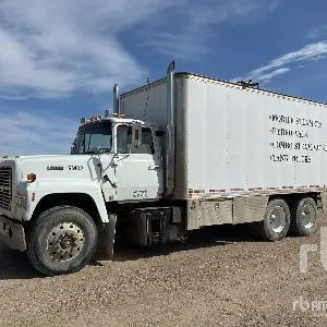 1989 Ford LT9000 6x4 Steam Truck