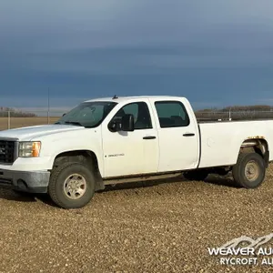 2008 GMC SIERRA 3500HD CREW CAB PICKUP