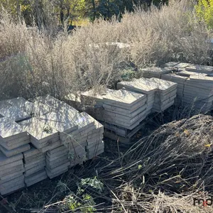 Assorted Concrete Slabs
 UNRESERVED