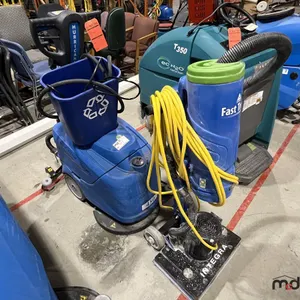 Dustbane HC-XXT Floor Scrubber & Integra 20C Floor Scrubber
 UNRESERVED