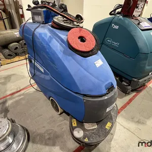 Dustbane Hurricane XTT Floor Scrubber w/ Battery Charger
 UNRESERVED