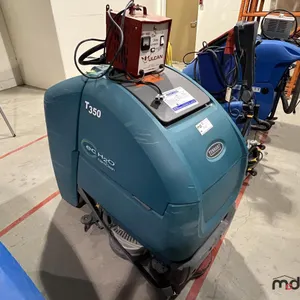 Tennant T350 Floor Scrubber w/ Battery Charger (Inoperable)
 UNRESERVED