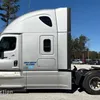 2016 Freightliner Cascadia semi truck