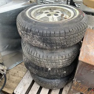215/75R15 Tires on Jeep 5-Bolt Rims
 UNRESERVED