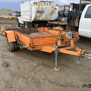 1985 Bill Douglas 10' x 8' S/A Dump Trailer
 UNRESERVED
