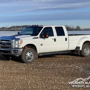 2012 FORD F350 XLT CREW CAB DUALLY PICKUP