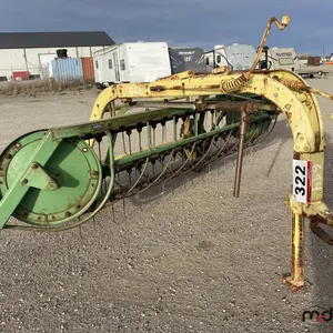 John Deere E0640 Hay Rake