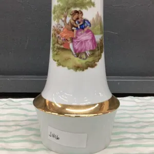 PARBUS VASE