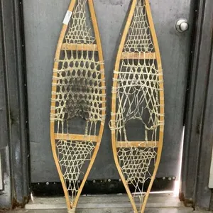 PAIR OF SNOW SHOES