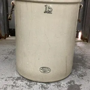 MEDALTA POTTERIES LARGE CROCK