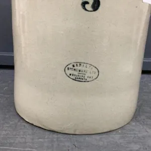 MEDALTA POTTERIES CROCK