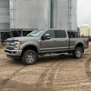 2019 Ford F-350 Lariat 4x4 Crew Cab Pickup