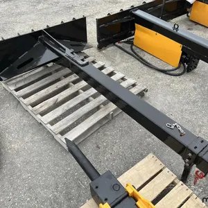GIYI Skid Steer Telescopic Boom (Damaged)
 UNRESERVED