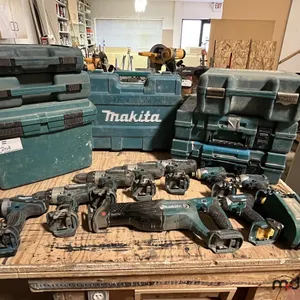Makita Cordless Drills, Impacts, Reciprocating Saw, Air Nailer & Cases
 UNRESERVED