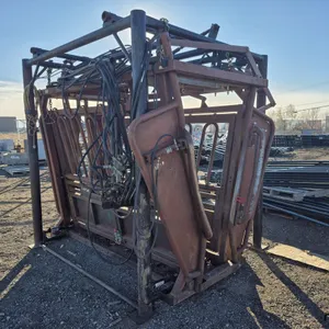 HiQual Hydraulic Squeeze Chute
 UNRESERVED