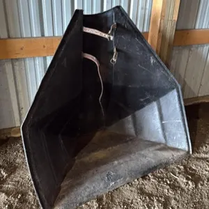 Poly auger hopper