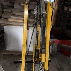Shop crane