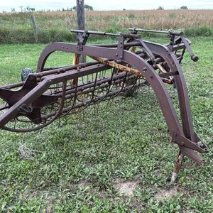 New Holland #55 side delivery Hay rake, s/n 32907