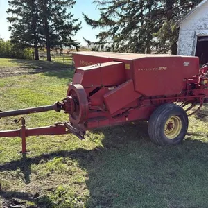 New Holland 276 square baler, s/n 382742