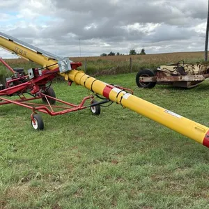 10”x 36’ Westfield TF100-36 grain auger with hydraulic self-mover, s/n 215870