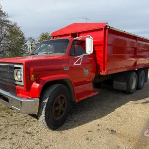 1973 GMC 6500 tag axel grain tuck, 131,018 miles showing, VIN# TCE66TV592202, OWNER: ANTHONY J DYCK, SELLER: FRASER AUCTION __________________________