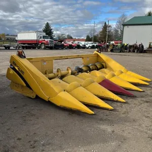 NEW HOLLAND 96C 6 ROW CORN HEAD