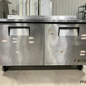 True TWT-60F 2-Door Worktop Refrigerator (60'x30'x36')
 UNRESERVED