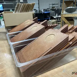 Serving Boards and Pizza Peels
 UNRESERVED