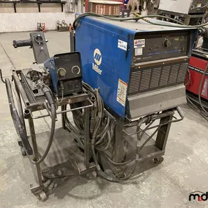 Miller Deltaweld 452 Welder w/ Miller 70 Series Wire Feeder
 UNRESERVED
