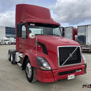 2012 Volvo VNL T/A Semi Truck
 UNRESERVED