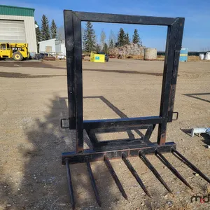 7-Prong Bale Spear Attachment 
 UNRESERVED