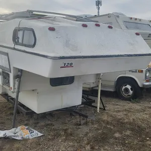 SALVAGE UNIT: Truck Camper
 UNRESERVED