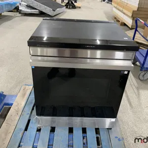 Samsung Electric Range
 UNRESERVED