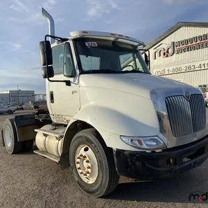 2005 International 8600 Single Axle Semi Truck
 UNRESERVED